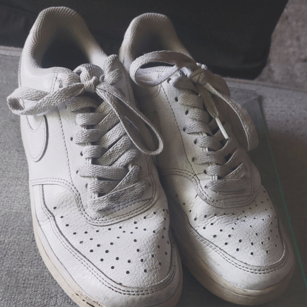 Nike White Sneakers Air Force 1 Classic Design
